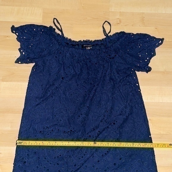 Sharagano eyelet lined dress off shoulder thin straps navy 10P gently preloved - Picture 5 of 9